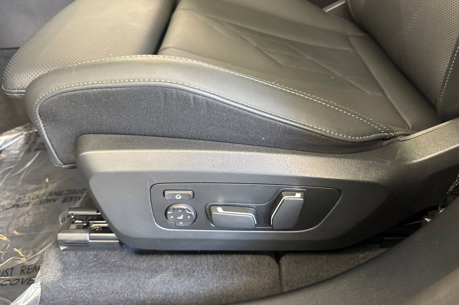 2025 BMW X3 30 - Photo 13