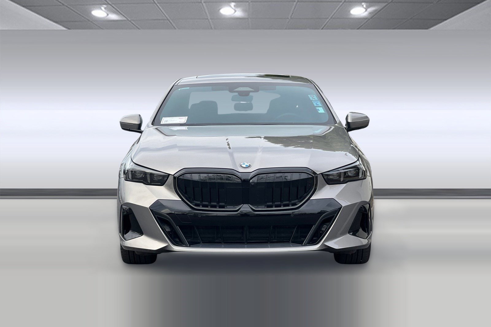 2026 BMW 530i photo 5