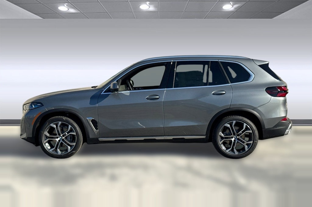 New 2026 BMW X5 xDrive40i SUV