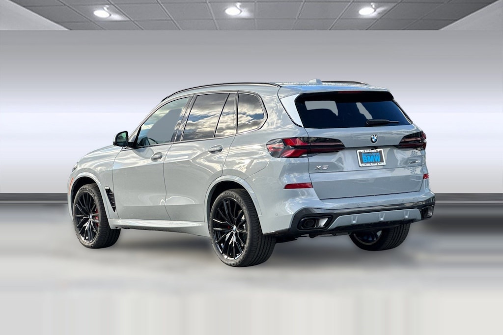 New 2026 BMW X5 xDrive40i SUV