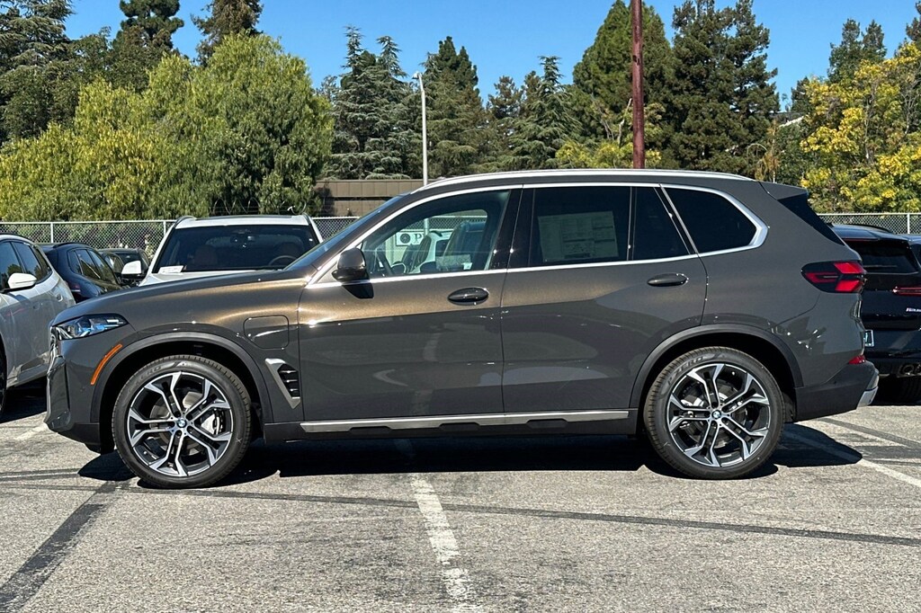 New 2026 BMW X5 PHEV xDrive50e SUV