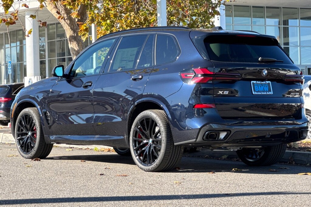 New 2026 BMW X5 xDrive40i SUV