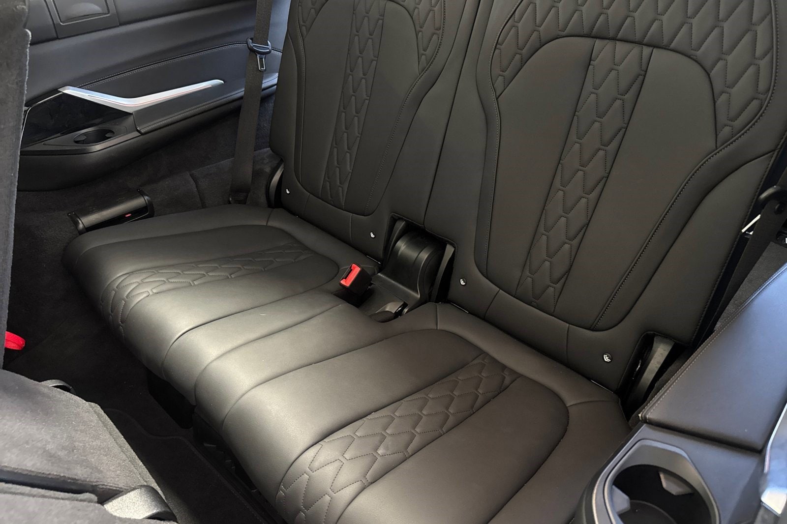 2025 BMW X7 40i - Photo 32