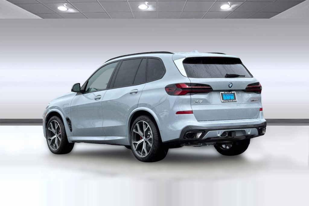 New 2026 BMW X5 PHEV xDrive50e SUV