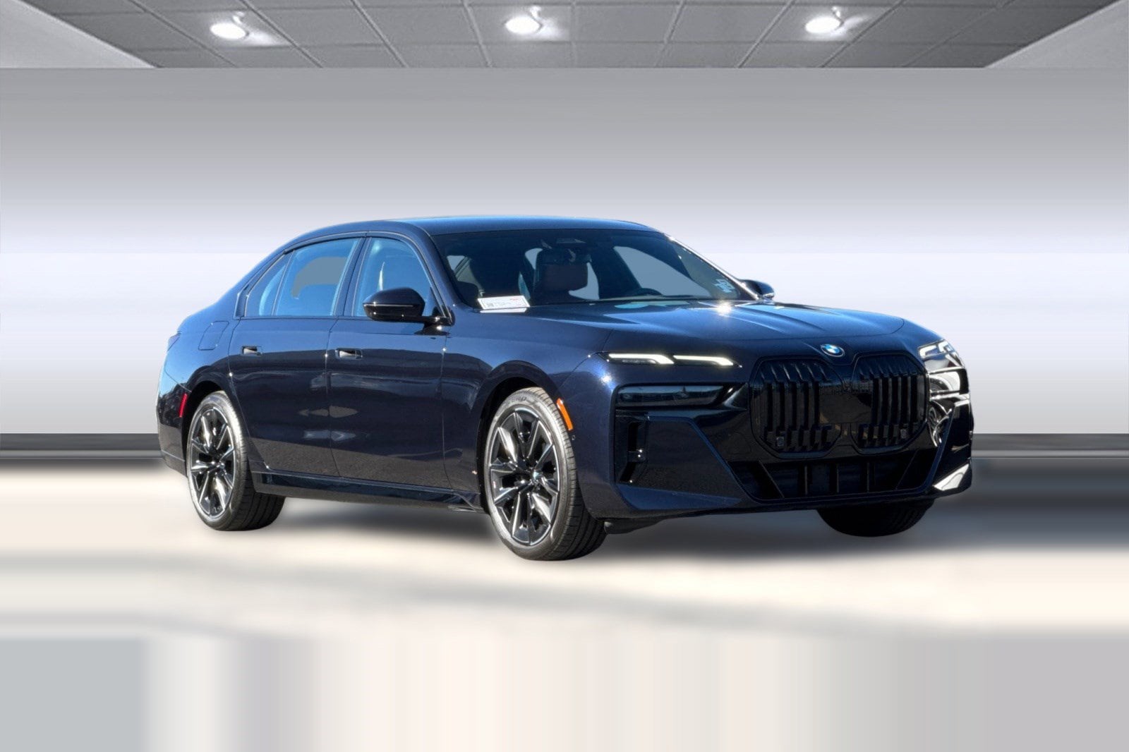 2023 BMW 740i photo 5