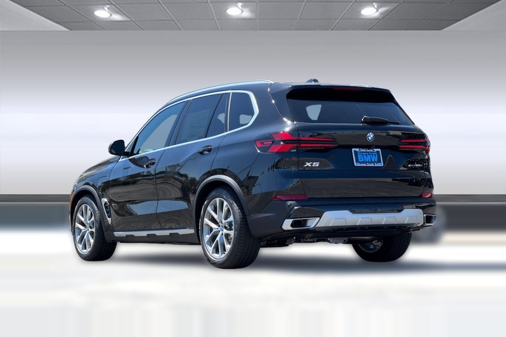 New 2026 BMW X5 PHEV xDrive50e SUV