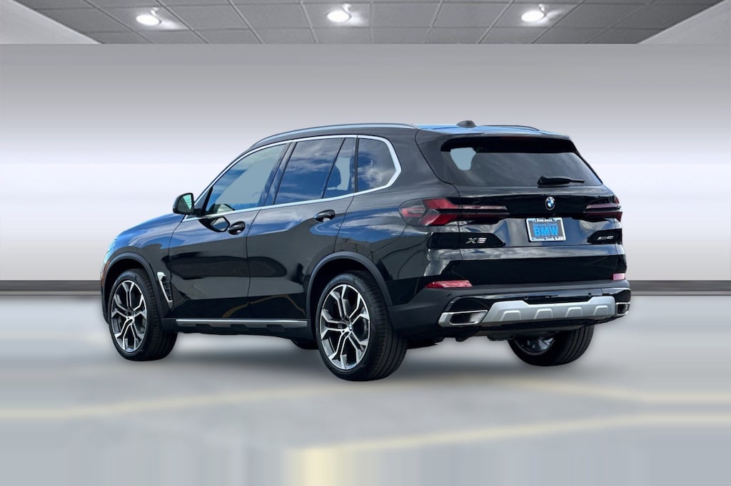 New 2026 BMW X5 xDrive40i SUV