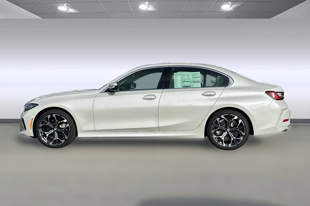 New 2026 BMW 330i xDrive Sedan