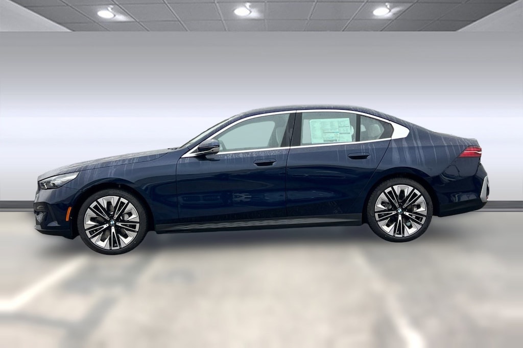 New 2026 BMW 530i Sedan