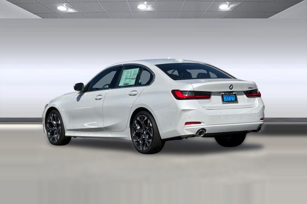 New 2026 BMW 330i Sedan