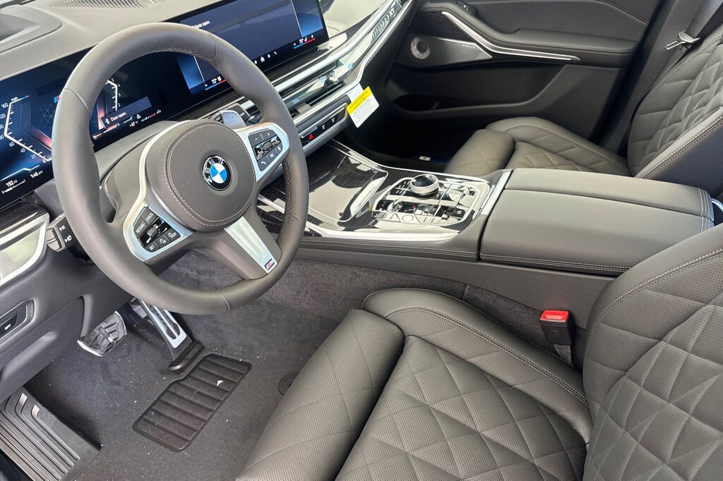 New 2027 BMW X7 xDrive40i SUV