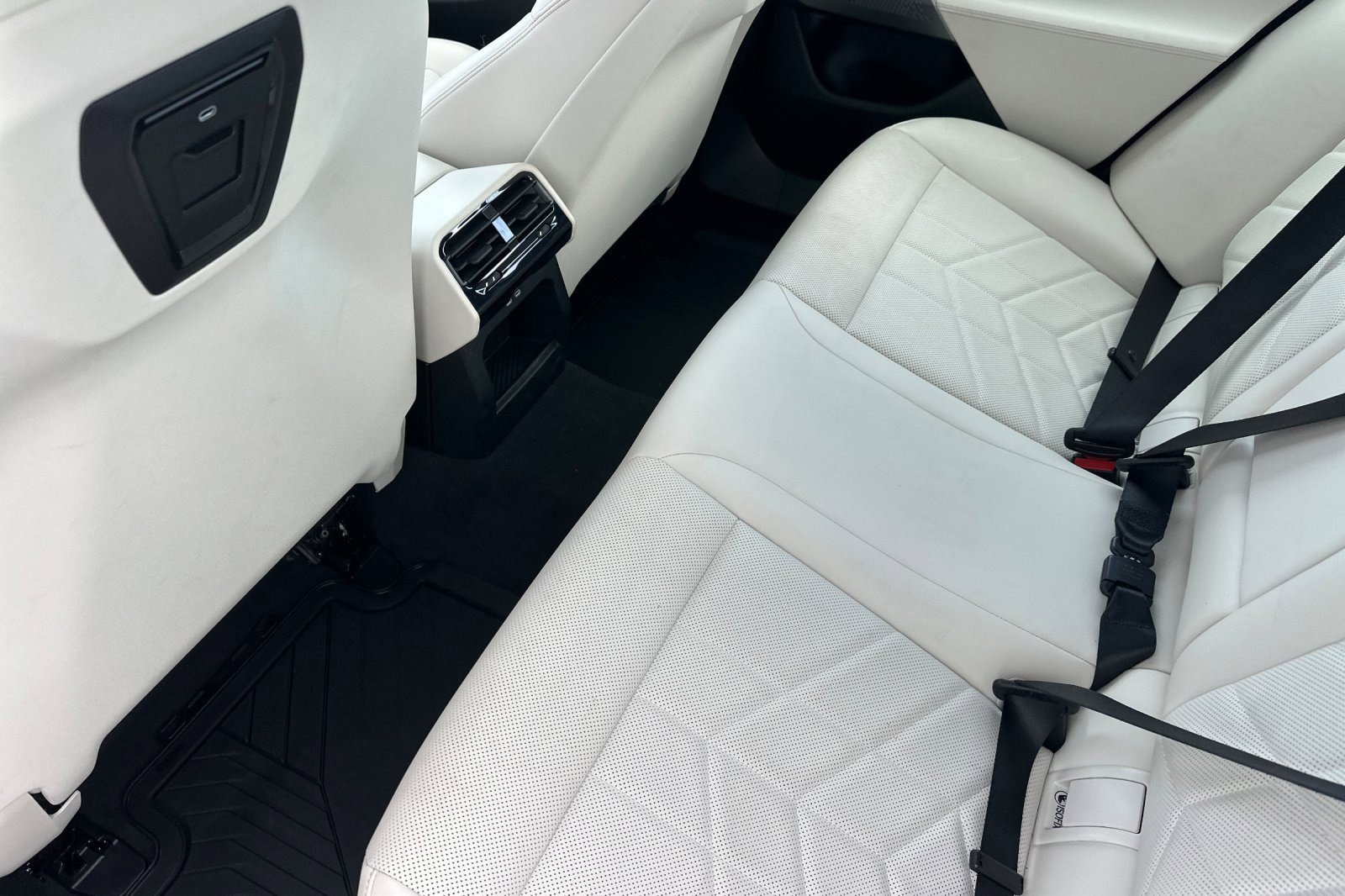 2025 BMW i5 40 - Photo 26