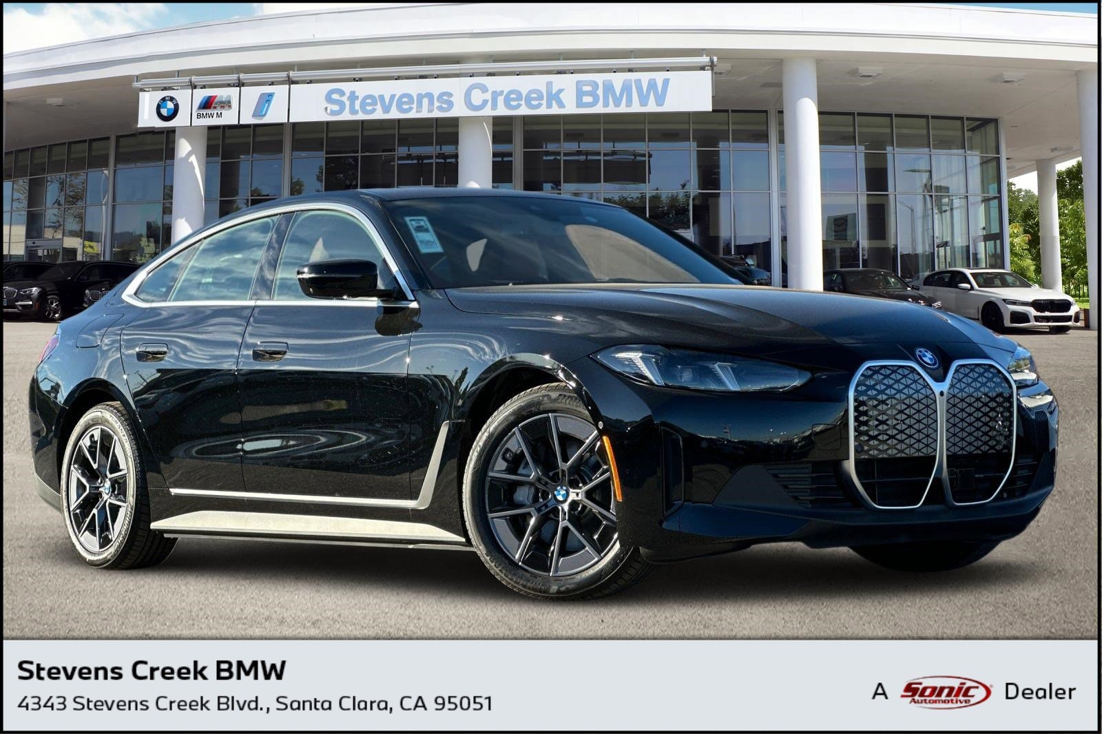 2025 BMW i4 40's photo