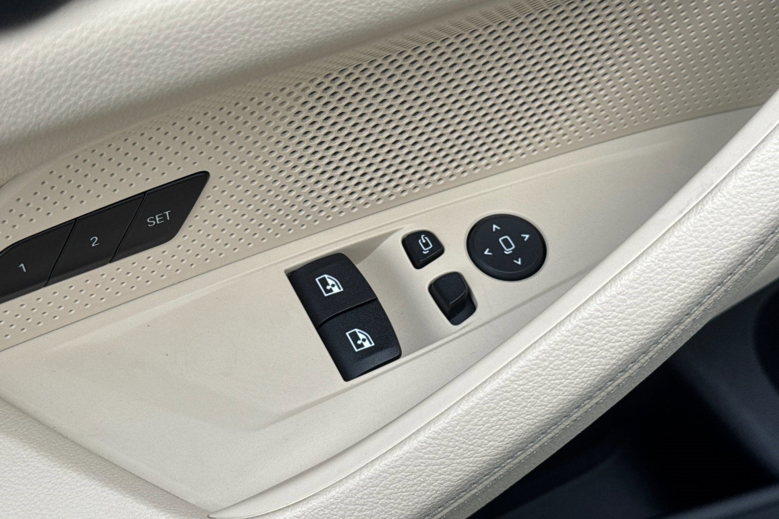 2025 BMW 4 Series 430i - Photo 12