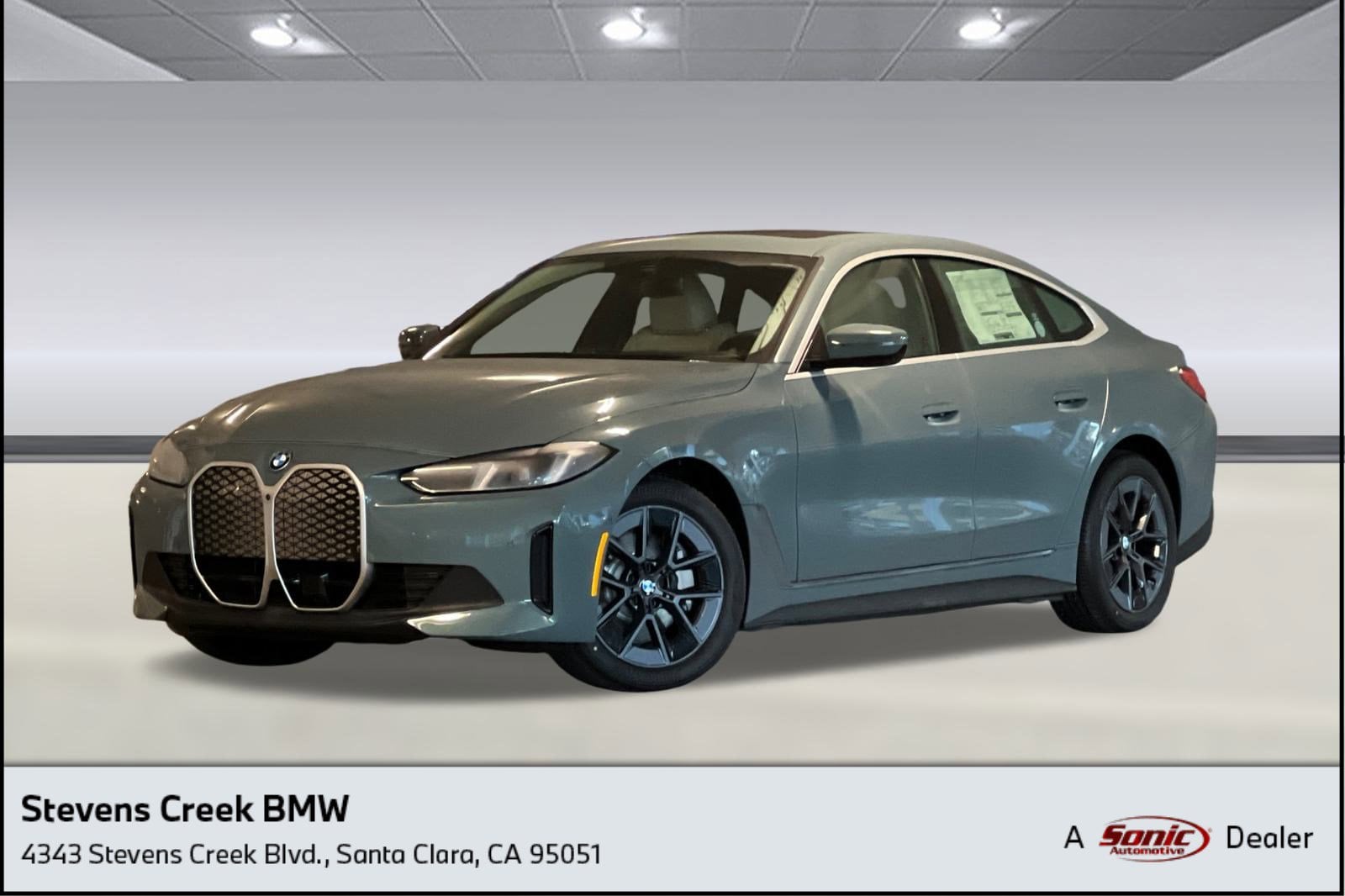 2025 BMW i4 40's photo