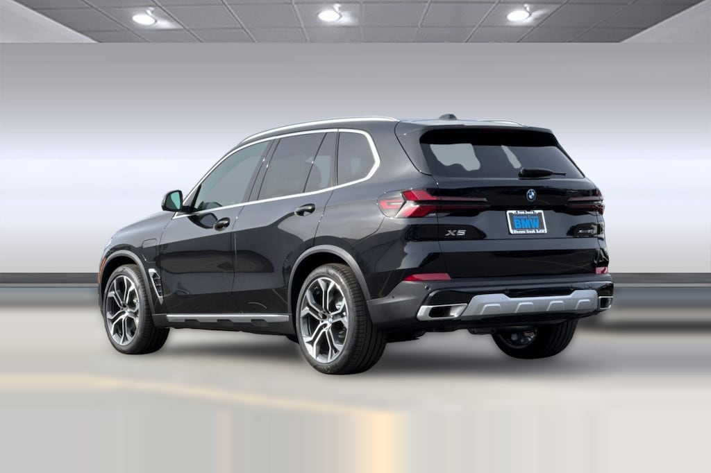 New 2026 BMW X5 PHEV xDrive50e SUV