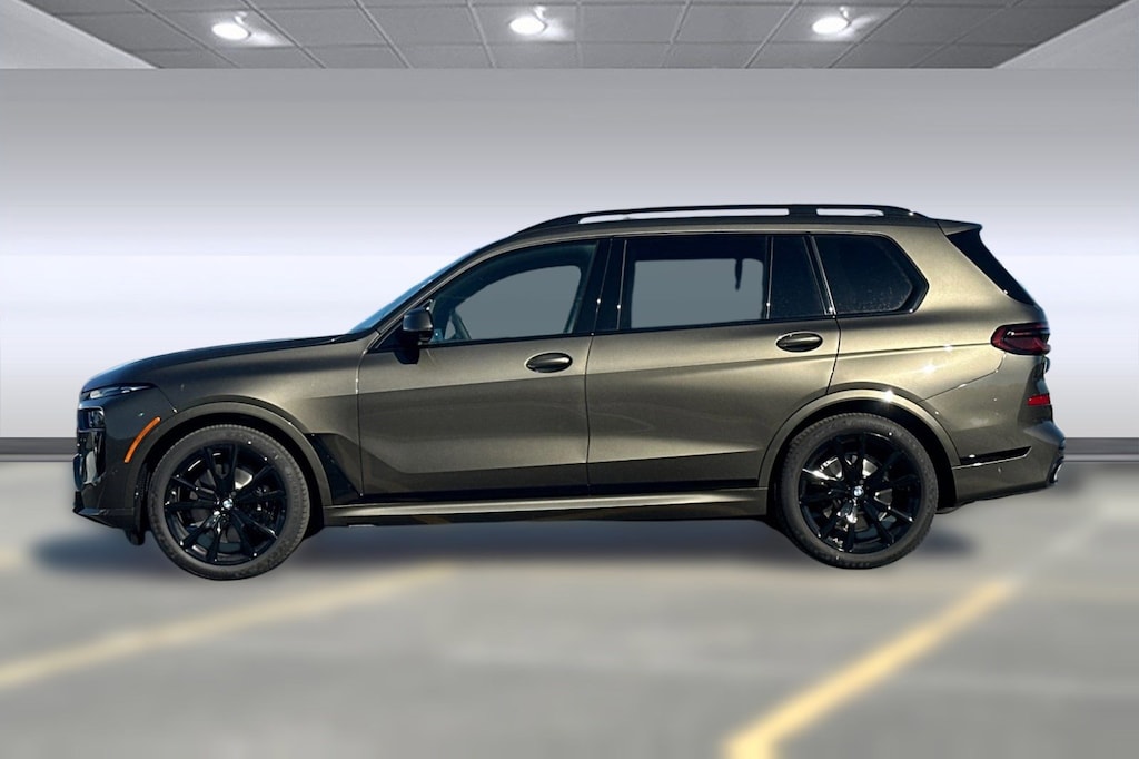 New 2026 BMW X7 xDrive40i SUV
