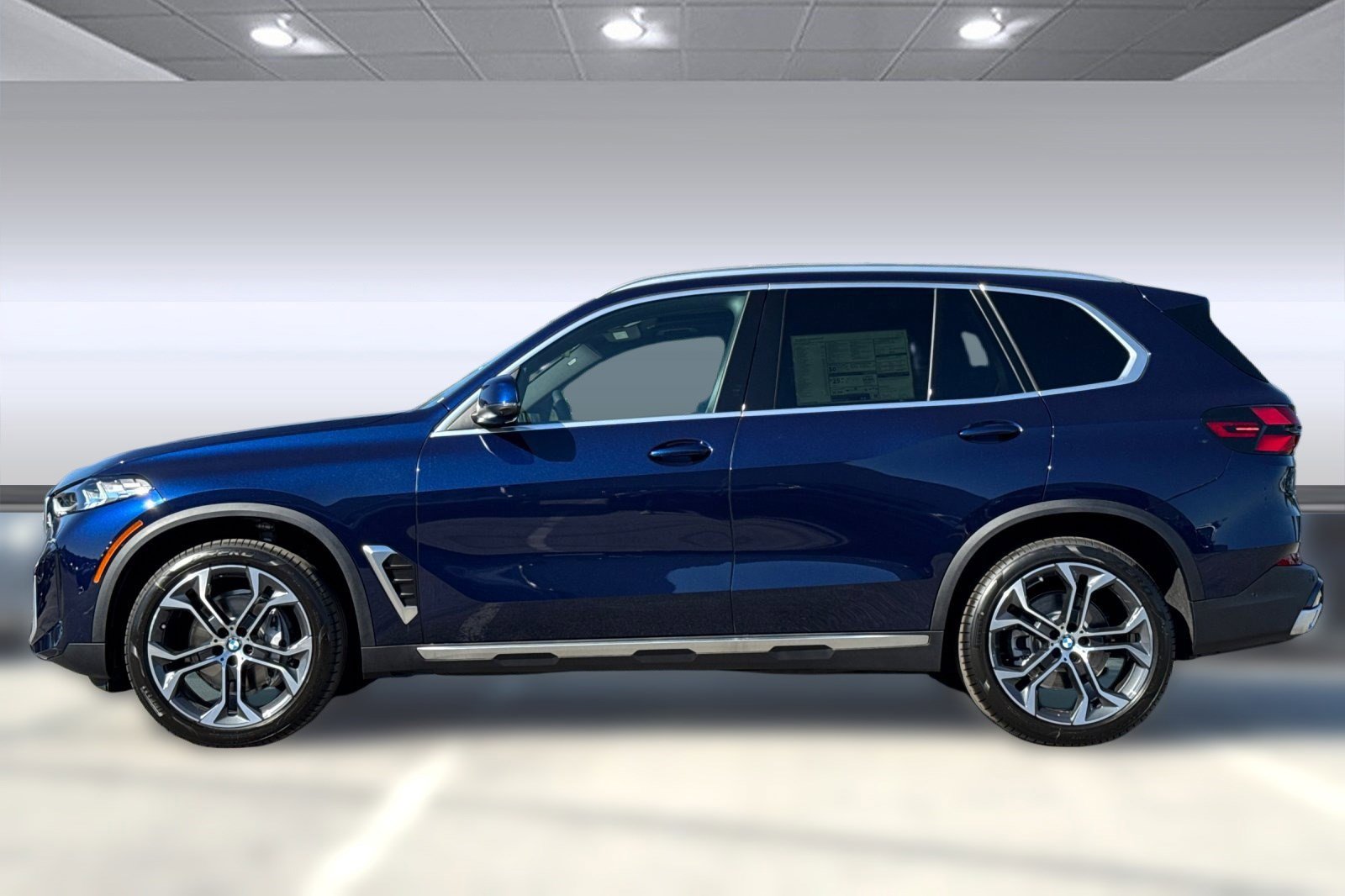 2026 Bmw X5 xDrive40i photo 2