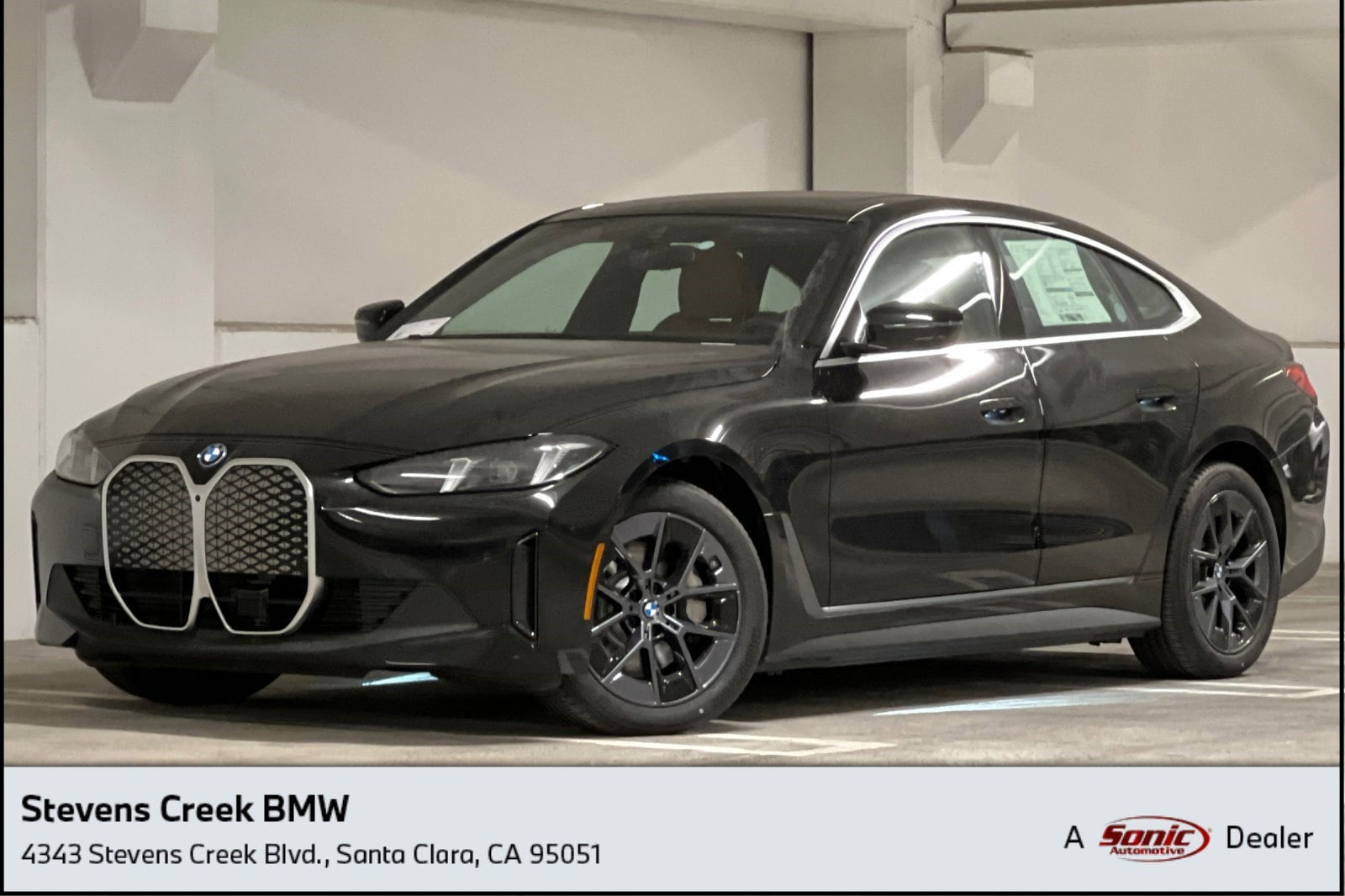 2025 BMW i4 40's photo