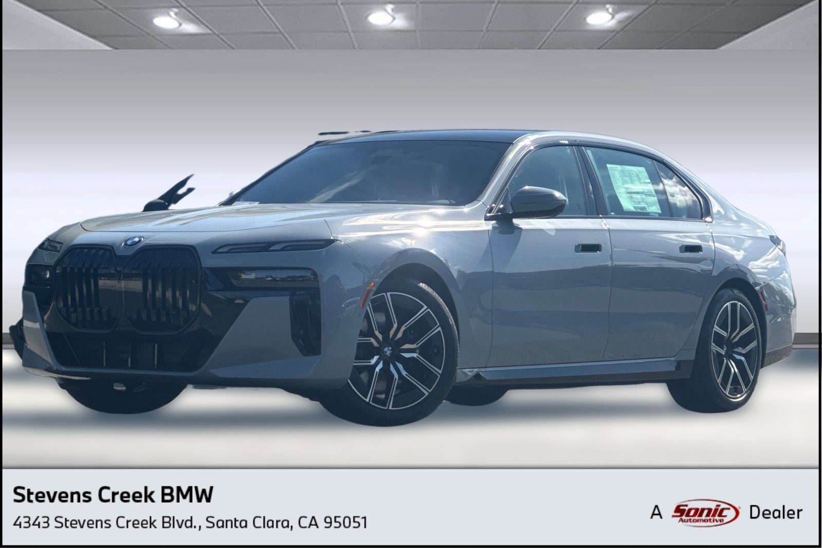 2025 BMW 760i Sedan 