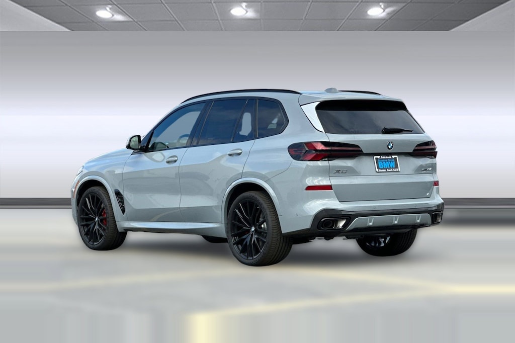 New 2026 BMW X5 xDrive40i SUV