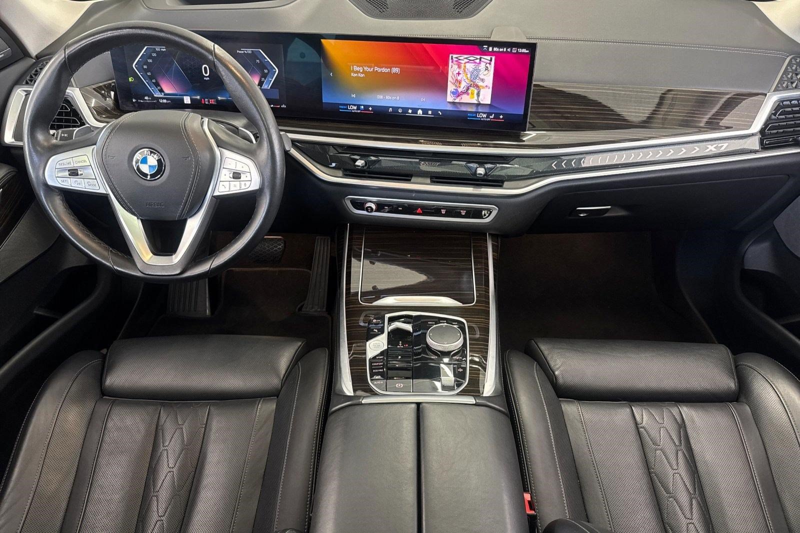 2025 BMW X7 40i - Photo 15