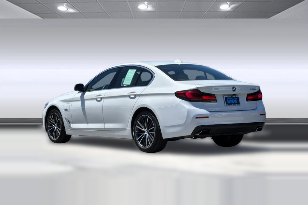 Used 2023 BMW 530e Sedan