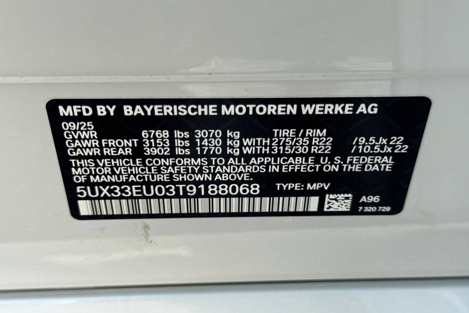 2026 BMW X5 M60i - Photo 18