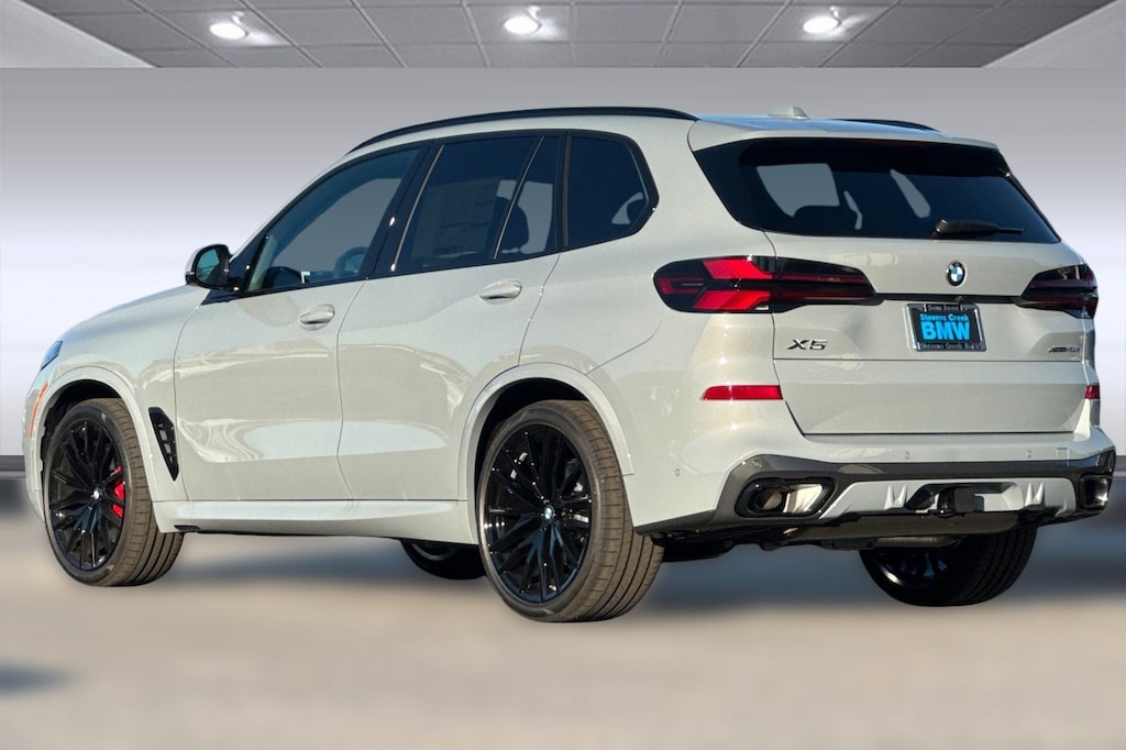 New 2026 BMW X5 xDrive40i SUV