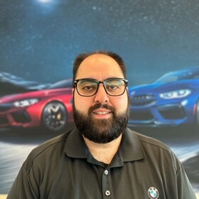 Staff member Armin Javadi from ID_5a53db99e5ba