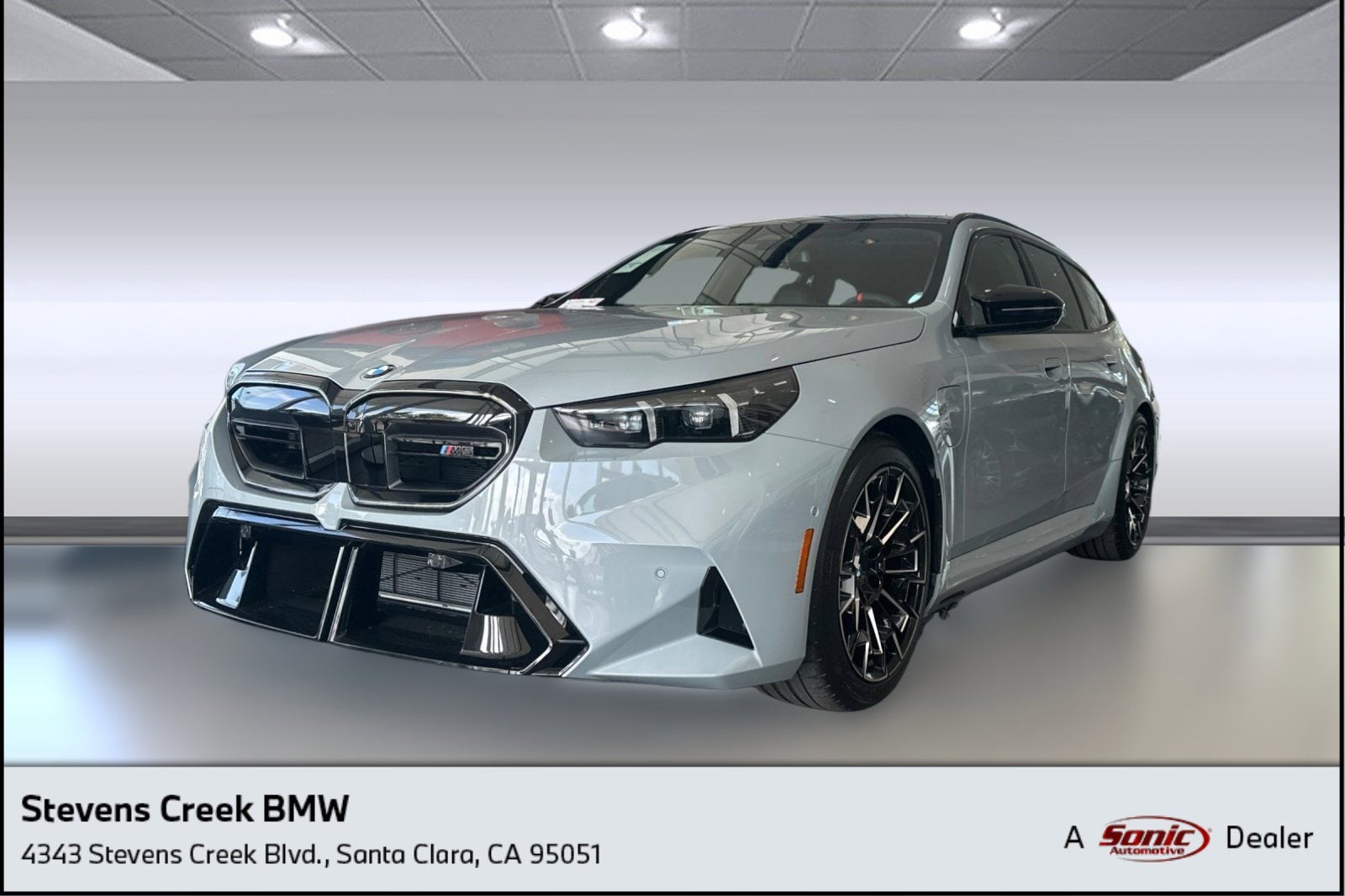 2026 BMW M5 M5 Touring's photo