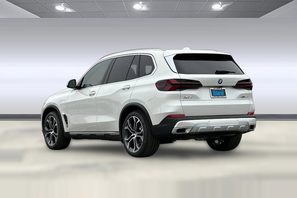 New 2026 BMW X5 PHEV xDrive50e SUV