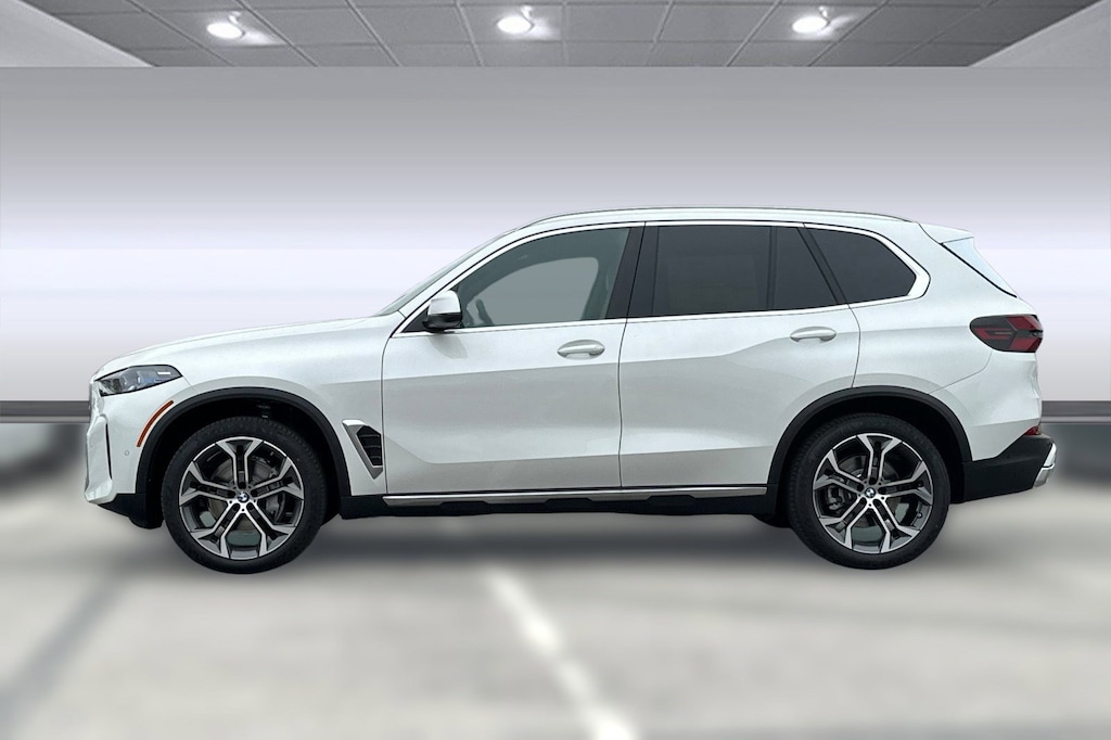 New 2026 BMW X5 xDrive40i SUV