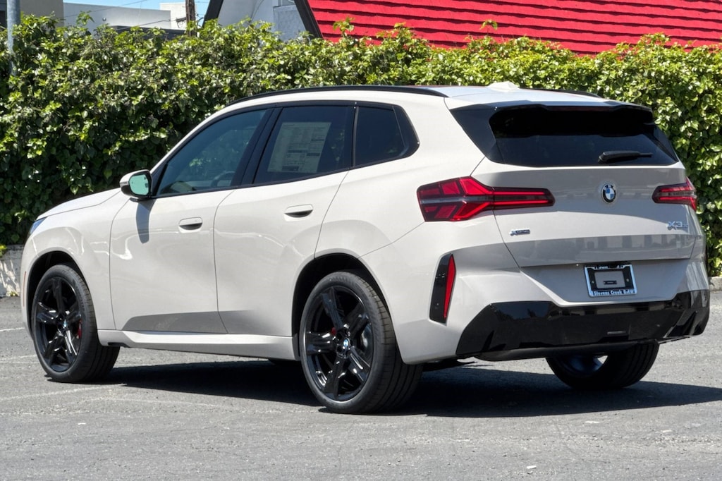 New 2026 BMW X3 30 xDrive SUV