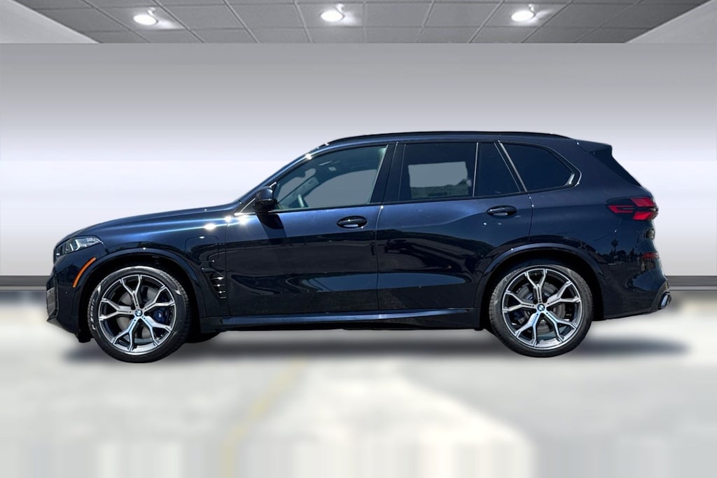 New 2026 BMW X5 PHEV xDrive50e SUV