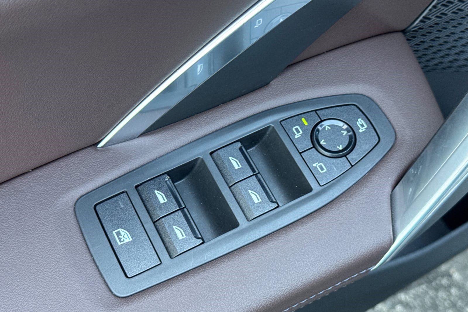 2025 BMW X1 28i - Photo 13