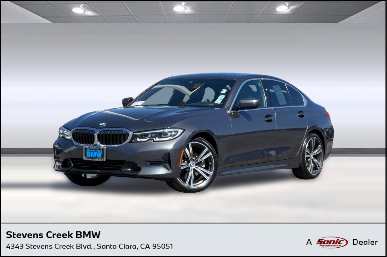 2021 BMW 3 Series 330i Sedan's photo