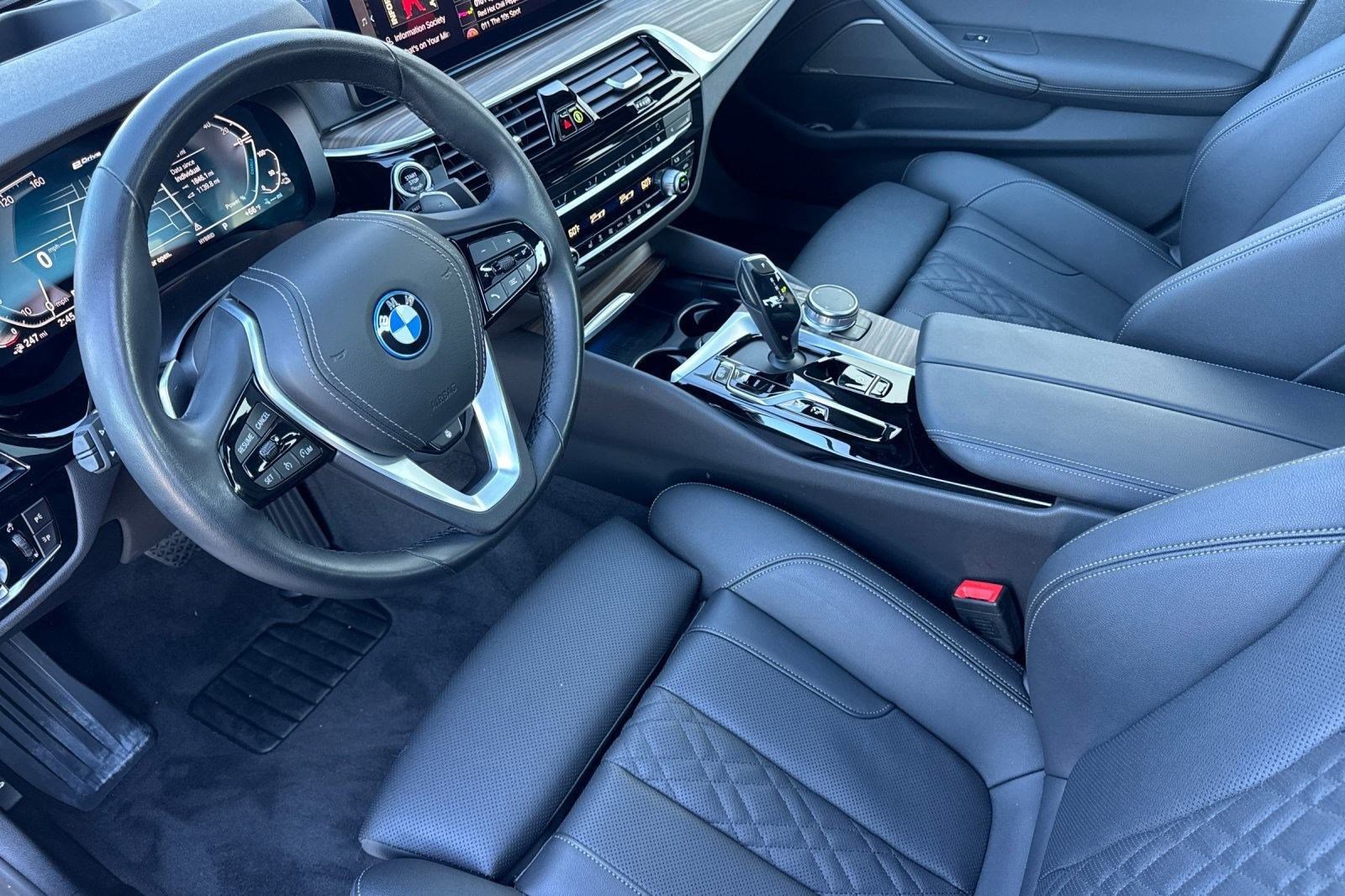 2023 Bmw 530e xDrive photo 4