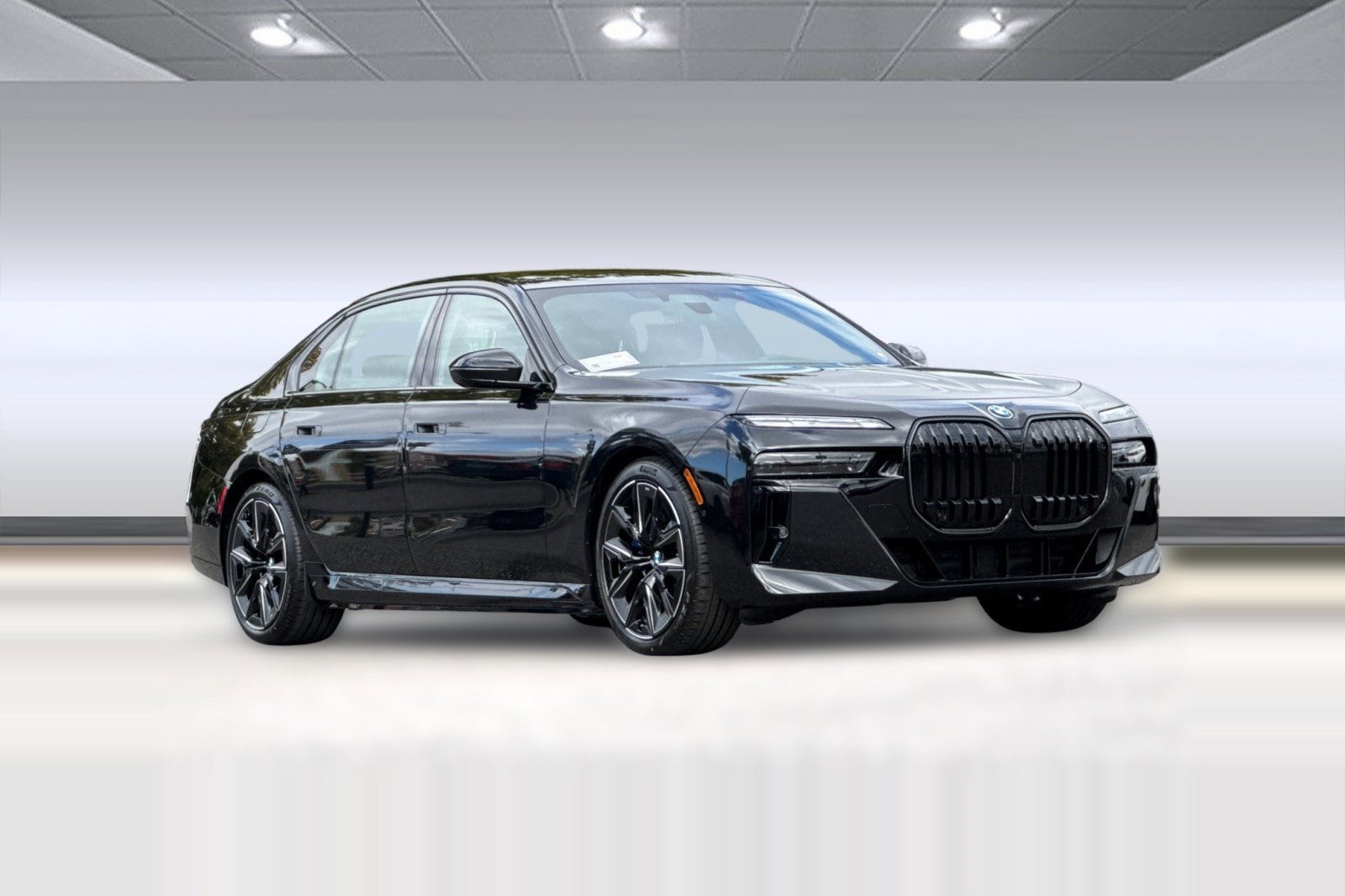 2026 BMW 7 Series 750e - Photo 6