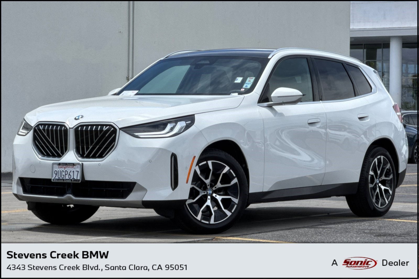 2025 BMW X3 30 XDRIVE's photo
