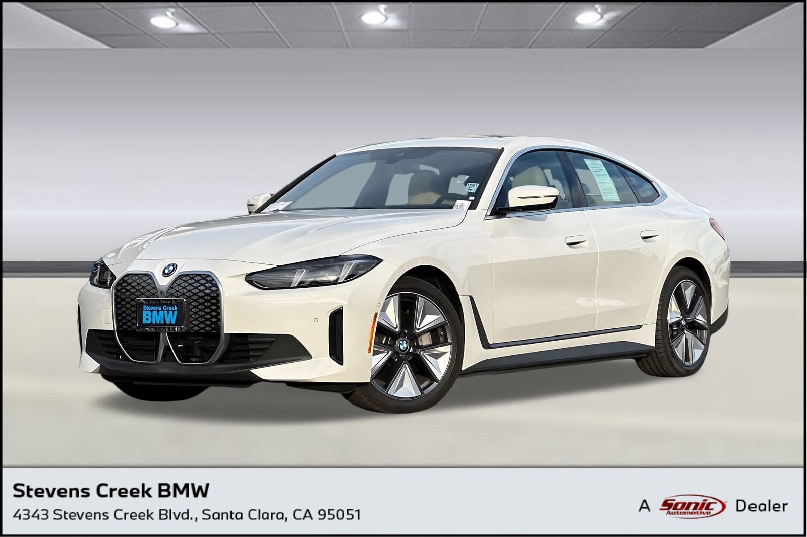 2025 BMW i4 40's photo