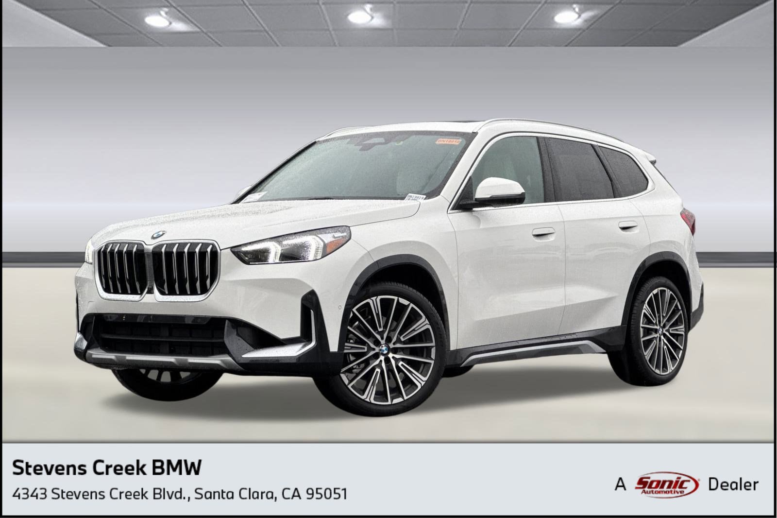 2026 BMW X1 28i's photo