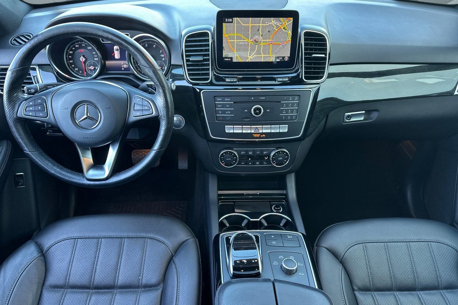 2018 Mercedes Benz GLE 350 4MATIC photo 4