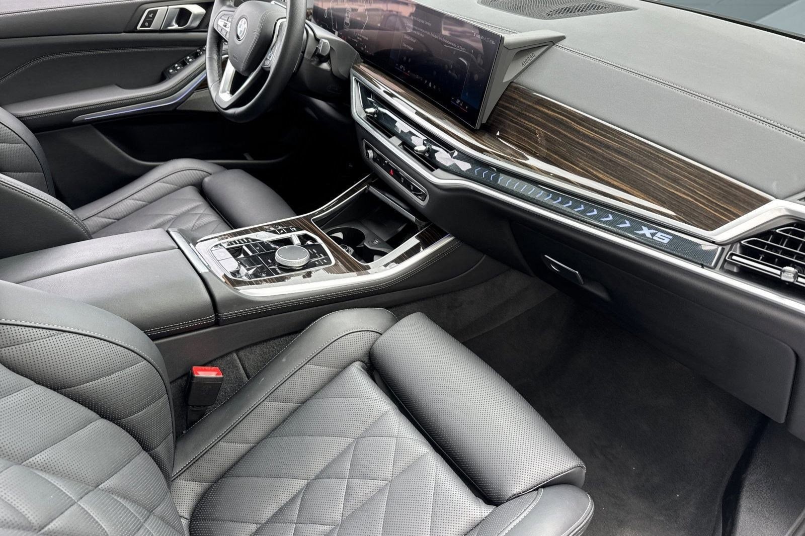 2025 BMW X5 40i - Photo 32