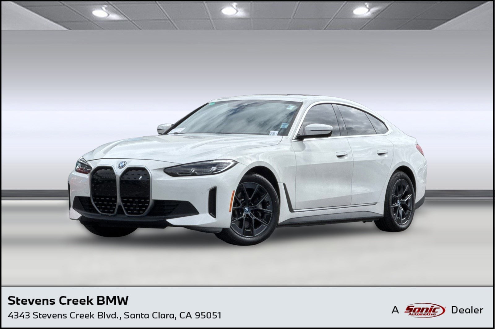 2023 BMW i4 eDrive35's photo