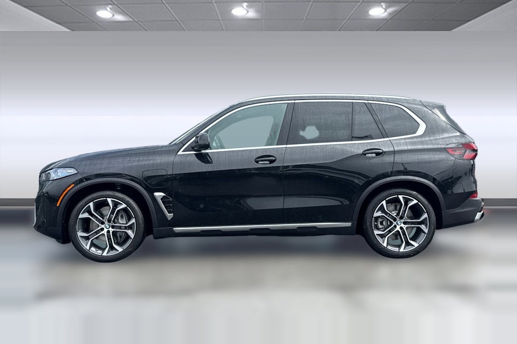 New 2026 BMW X5 PHEV xDrive50e SUV