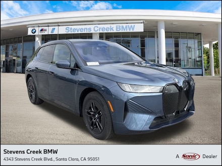 2026 BMW iX xDrive60 SUV