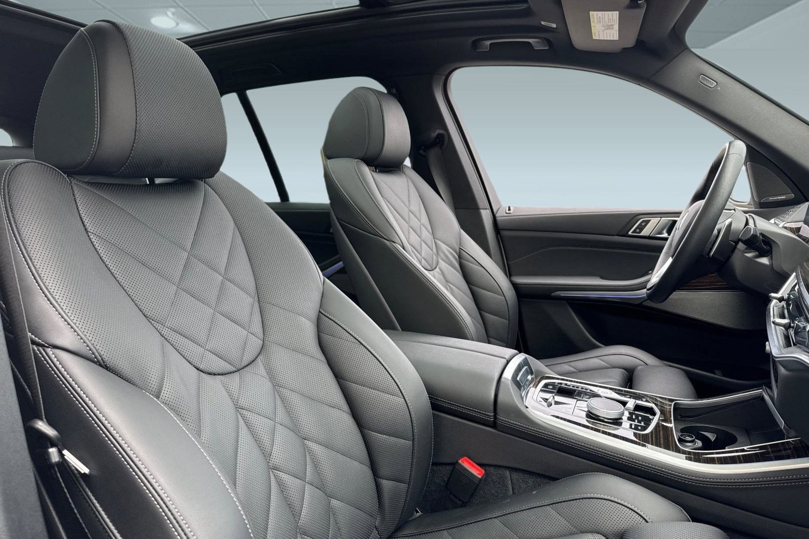 2025 BMW X5 40i - Photo 31