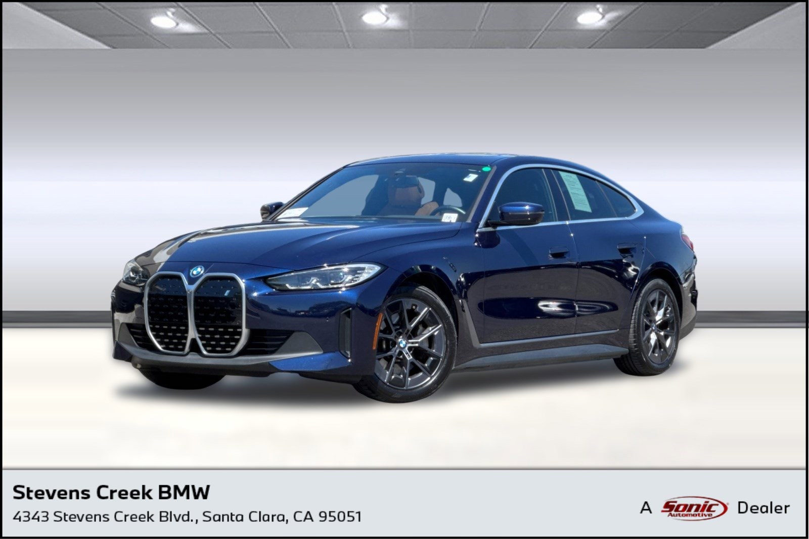 2023 BMW i4 eDrive35's photo