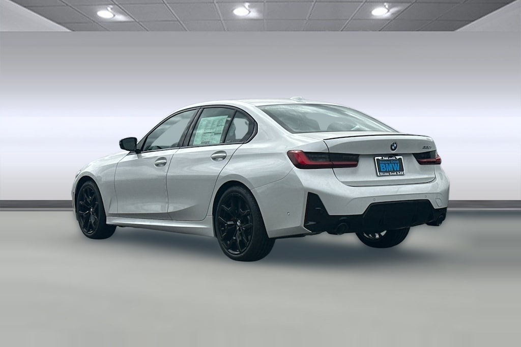 New 2026 BMW 330i Sedan